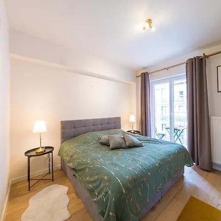 Modern Flat 2 Bedrooms With Open View , Cleaning Included Apartment Middelkerke