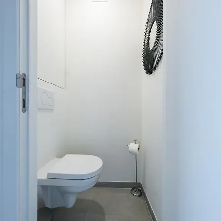 Modern Flat 2 Bedrooms With Open View , Cleaning Included Apartment Middelkerke