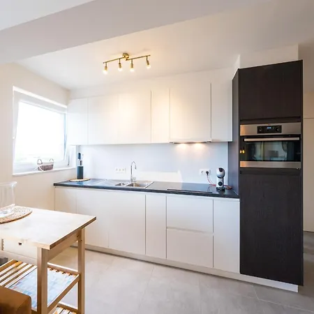 Modern Flat 2 Bedrooms With Open View , Cleaning Included Middelkerke