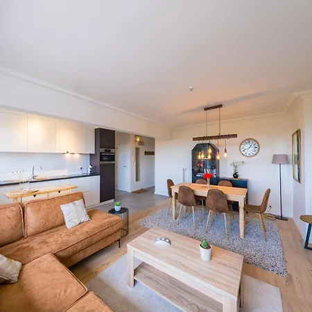Apartment Modern Flat 2 Bedrooms With Open View , Cleaning Included