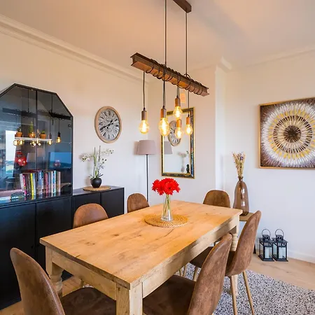Apartment Modern Flat 2 Bedrooms With Open View , Cleaning Included Middelkerke